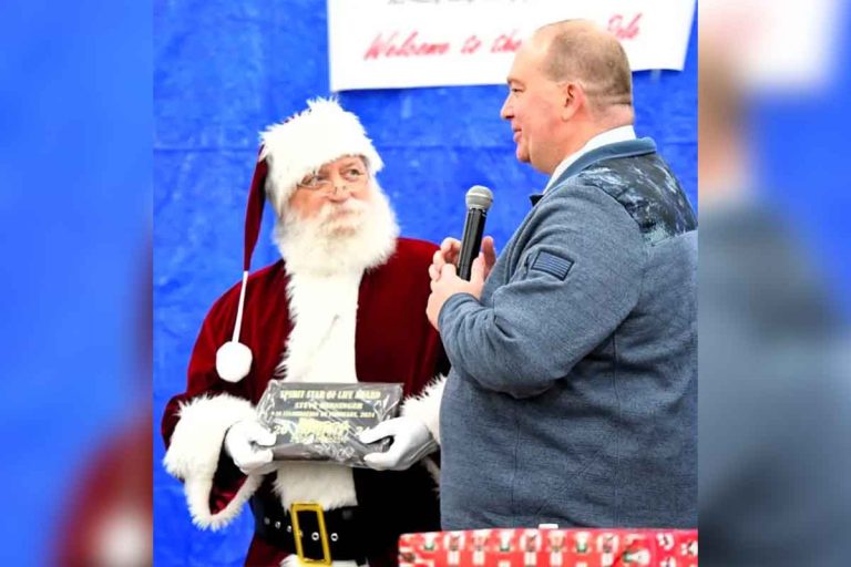 Spirit EMS Elves busy spreading cheer to shut-ins Christmas Day