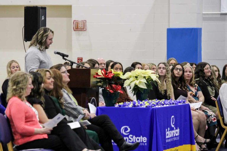 Edison State Nursing Graduates Receive Pins