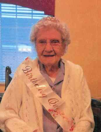 alma-kissinger-versailles-oh-obituary