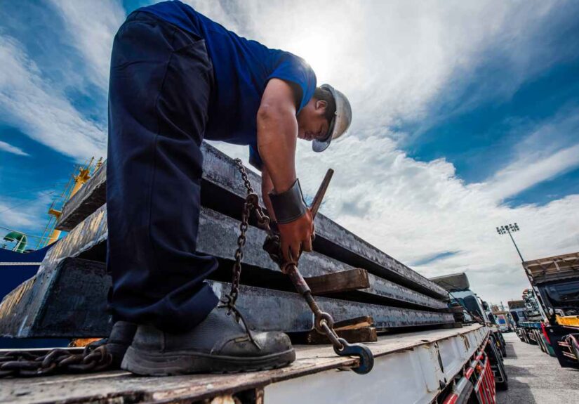 securing load